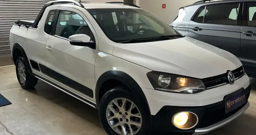 VW Saveiro Cross 1.6 CE. Picape bem conservada com garantia de 3 meses de motor e câmbio pela loja