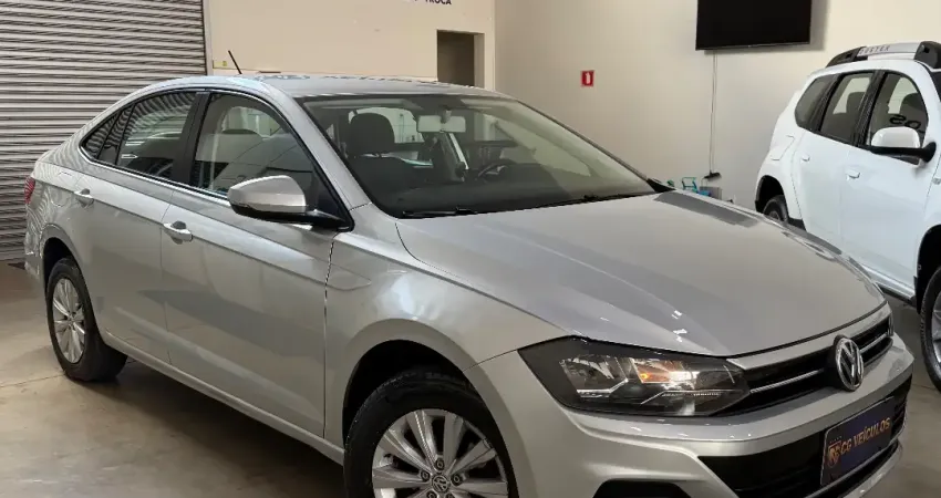 Virtus MSI 1.6 Mec. Carro bem conservado com garantia da loja de 3 meses de motor e câmbio 