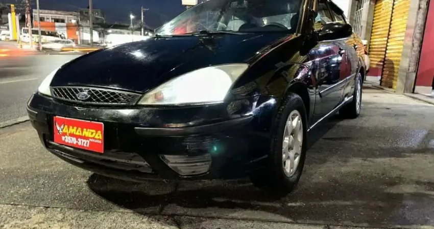 Ford Focus SEDAN 1.6/1.6 FLEX 8V/16V 4P MEC. - Preta - 2005/2005