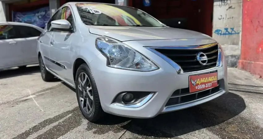 Nissan Versa UNIQUE 1.6 16V FLEX 4P MEC. - Prata - 2016/2016