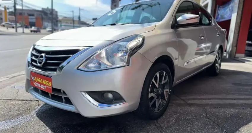 Nissan Versa UNIQUE 1.6 16V FLEX 4P MEC. - Prata - 2016/2016
