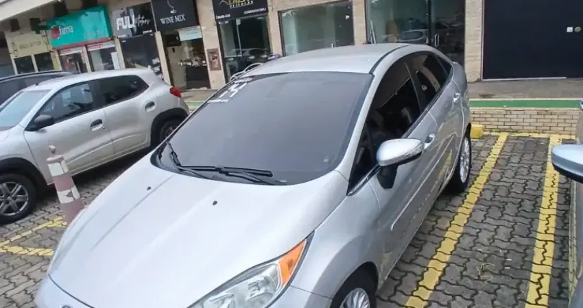 New Fiesta Titanium 1.6 