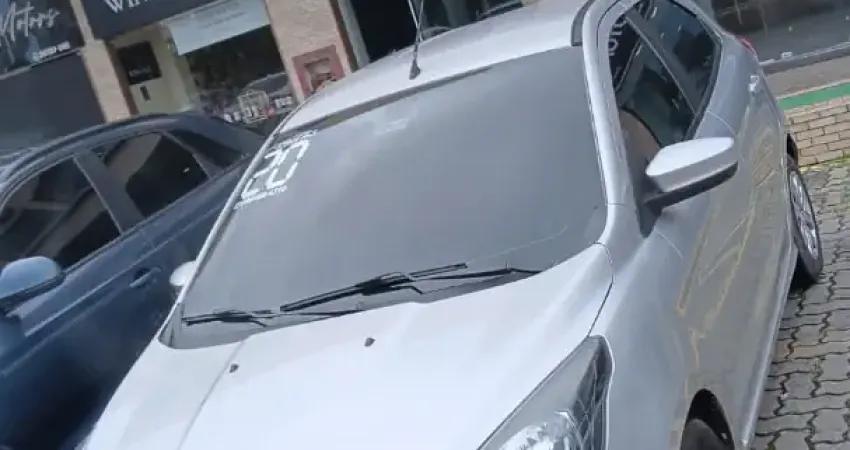 RECREIO DOS BANDEIRANTES TOP DEMAIS FORD KA 2020 KM 67 MIL SÓ