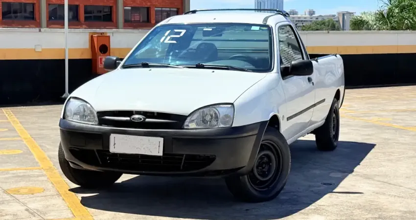 Ford courier 1.6 L 2012 básica 