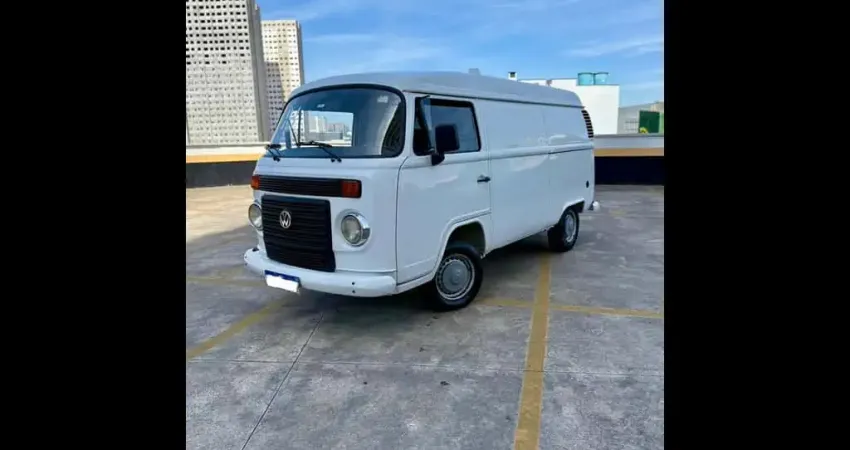 VOLKSWAGEN KOMBI FURGAO 2014