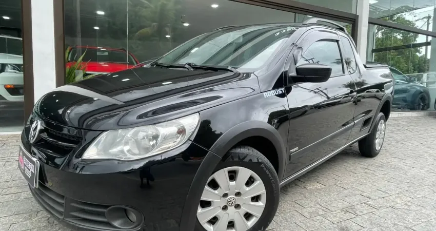 **VOLKSWAGEN SAVEIRO **ROBUST 1.6 COMPLETA **IMPECAVEL**