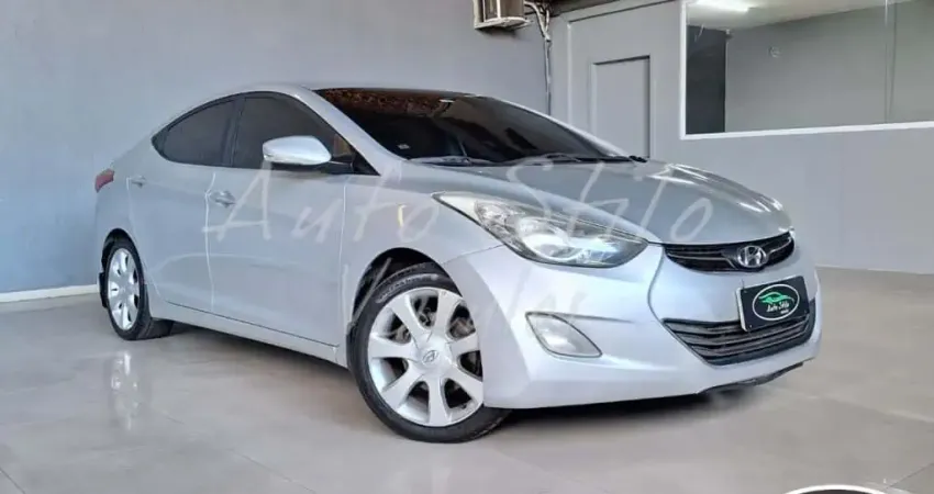 Hyundai Elantra 2013 1.8 gls 16v gasolina 4p automático