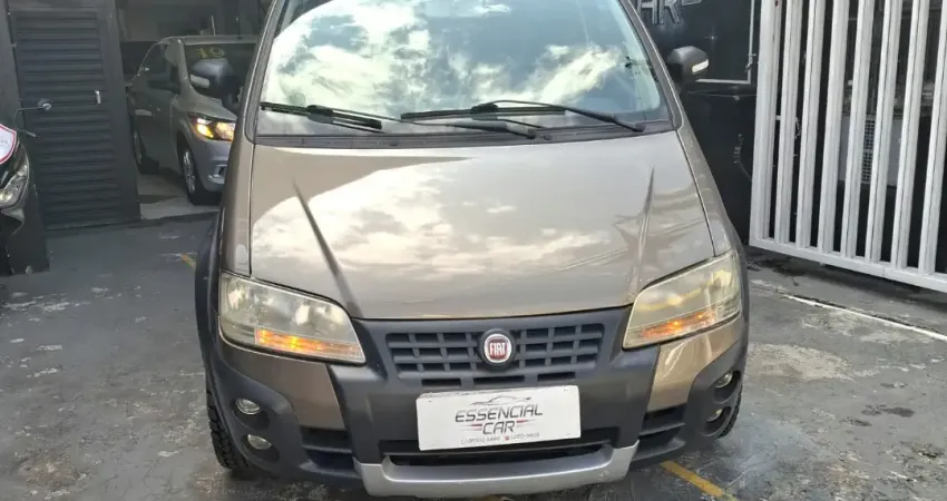 Imagine um carro que une versatilidade com presença, perfeito tanto para o uso urbano quanto para en