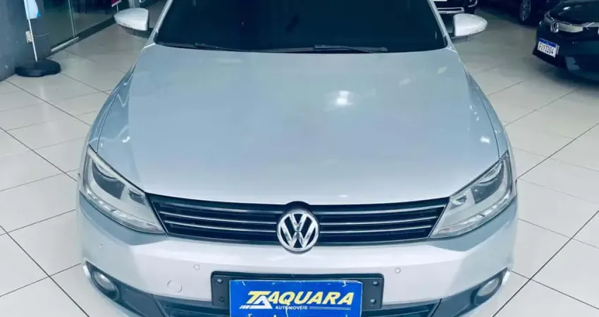 Volkswagen Jetta 2012 2.0 comfortline 120cv flex 4p manual