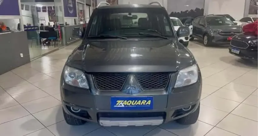 Mitsubishi Pajero tr4 2013 2.0 4x2 16v 140cv flex 4p automático
