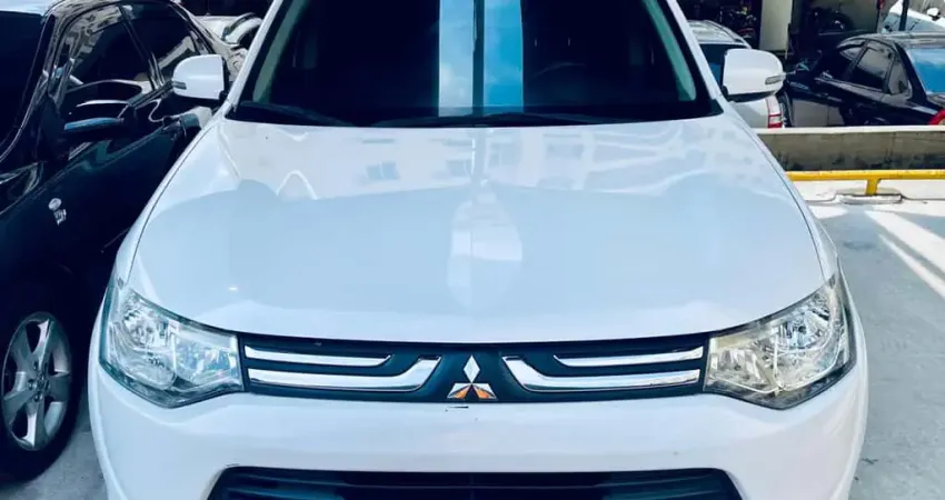 Mitsubishi Outlander 2015 2.0 16v gasolina 4p automático