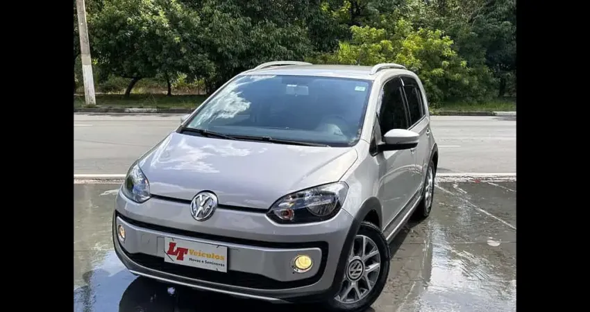 VOLKSWAGEN UP CROSS SA 2015