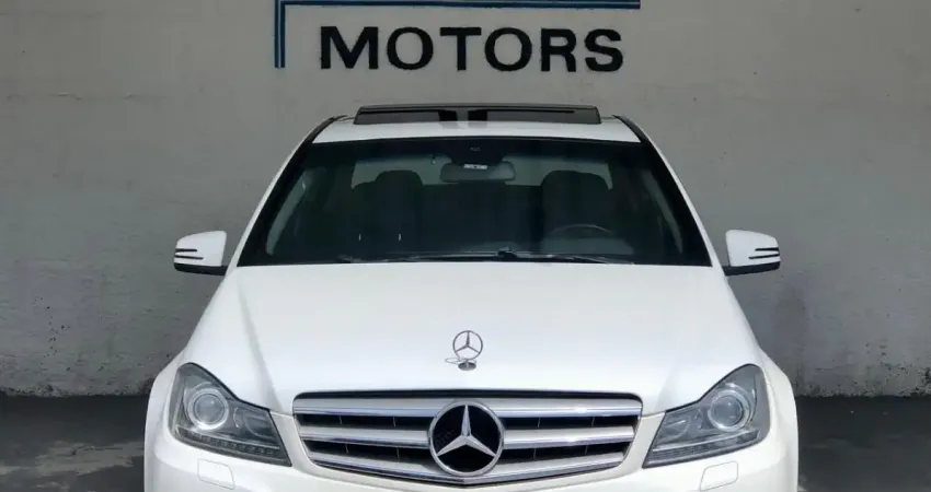 Extremamente revisado, documento em dia, laudo aprovado, nada para fazer.