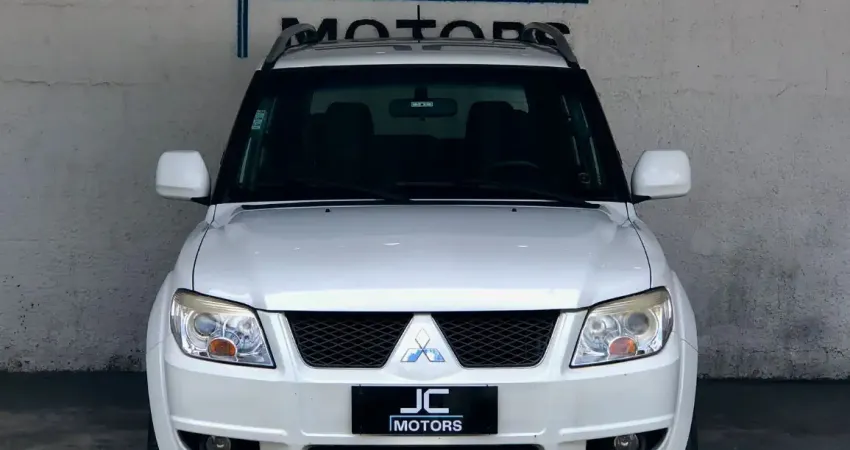 Extremamente revisado, documento em dia, laudo aprovado, nada para fazer.