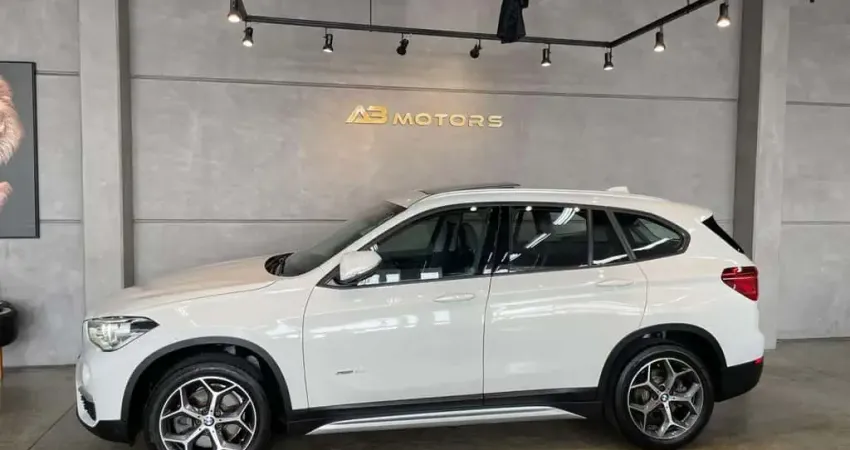 BMW X1 SDRIVE 20i 2.0/2.0 TB Acti.Flex Aut.  - Branca - 2018/2018