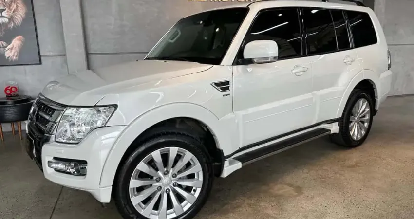 Mitsubishi Pajero Io I/MMC  HPE 3.2 FULL - Branca - 2015/2015