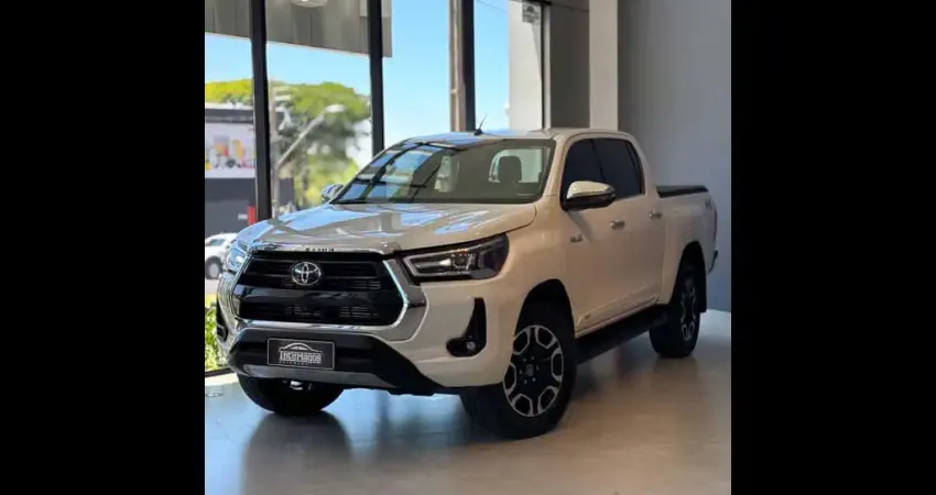 TOYOTA HILUX CD SRX 4x4 2.8 TDI 16V Diesel Aut.