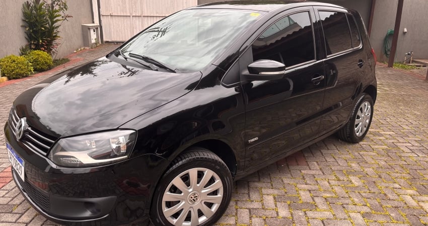 Fox 2011 1.0 trend impecável 2º.dono. 