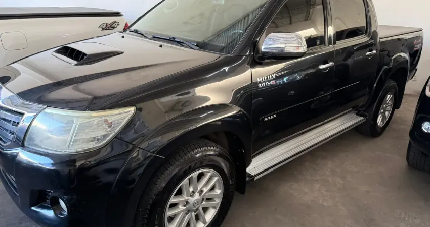 Toyota Hilux SRV Top + 2015