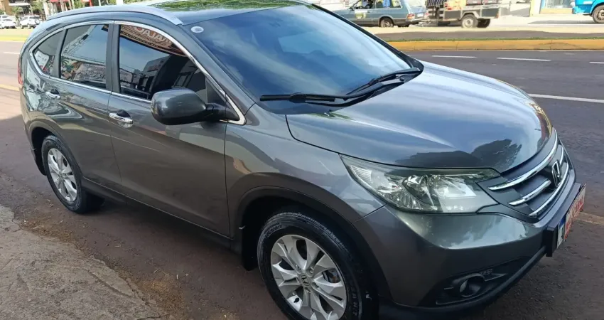 Esse carro esta bem conservado o carro ideal pra sua familia