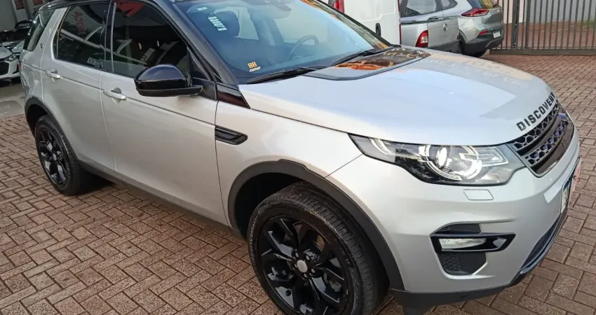 Esse carro esta bem conservado muito economico e bem confortavel