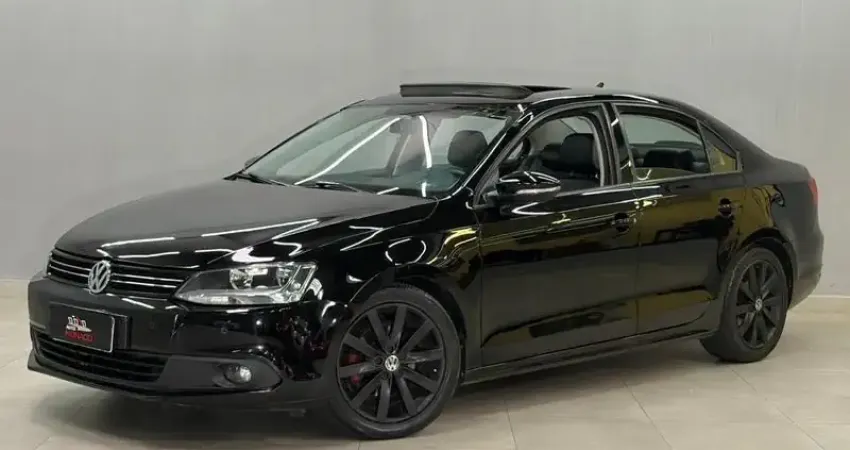 JETTA COMFORTLINE 2013 • TETO SOLAR • COMPLETÃO, POTENTE E IMPECÁVEL! 