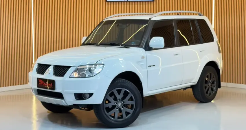 Mitsubishi Pajero TR4 4x4 Aut. Flex