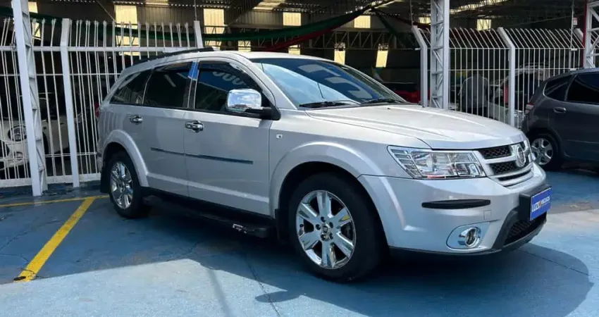 FIAT FREEMONT 2.4 EMOTION 16V 4P