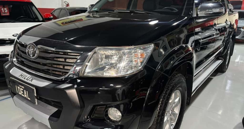 TOYOTA HILUX CD4X4 SRV 2012