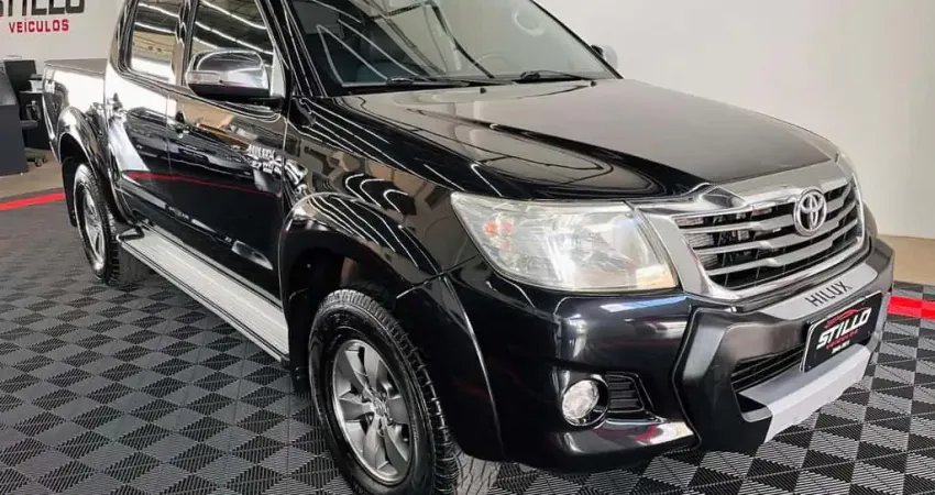 TOYOTA HILUX CD4X4 SRV 2012