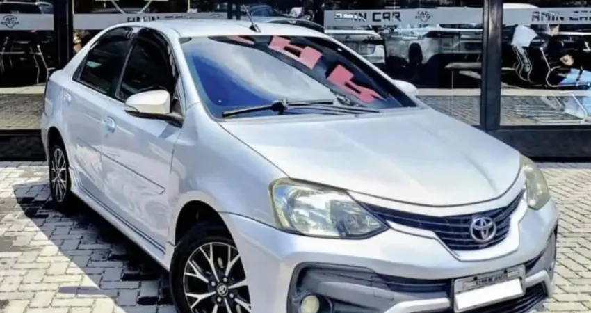 Toyota Etios 2017 1.5 platinum sedan 16v flex 4p automático