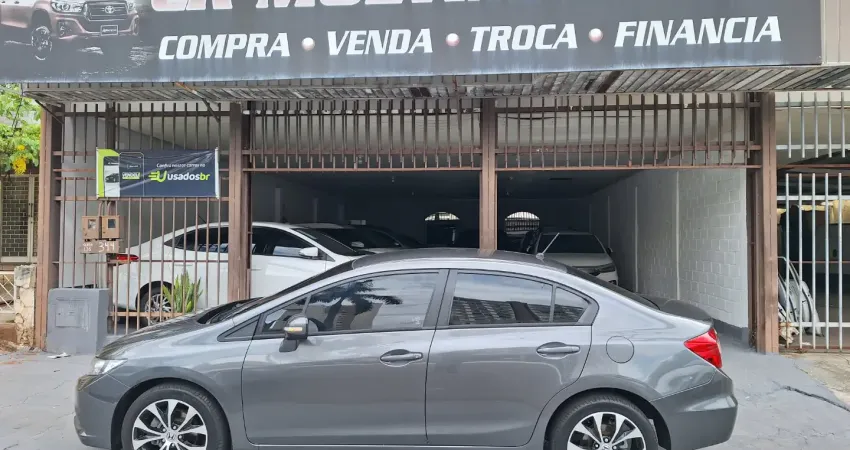 Vende se um Honda civic LXR 2.0 ano 2015/16