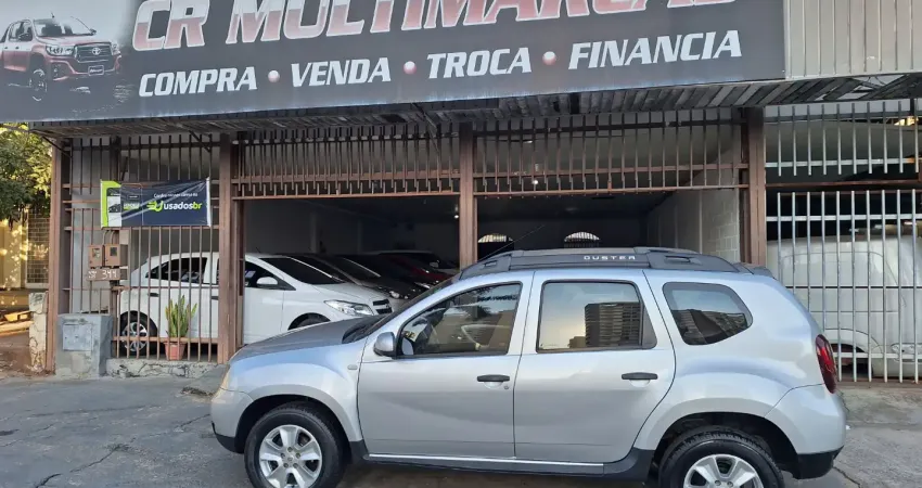 Vende se uma Renault Duster 1.6 Flex 