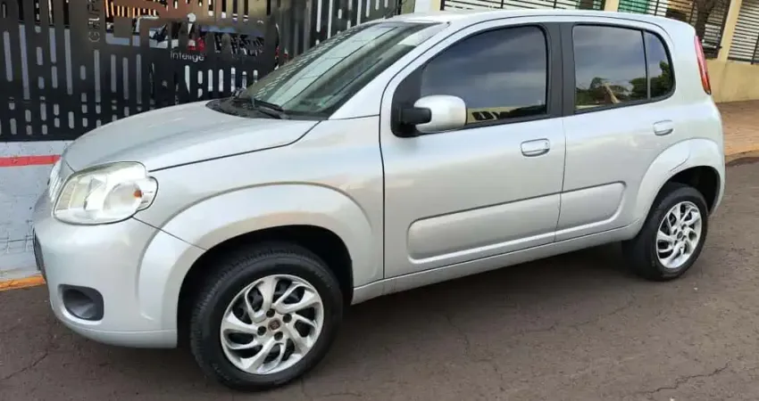 FIAT UNO VIVACE 1.0 2015