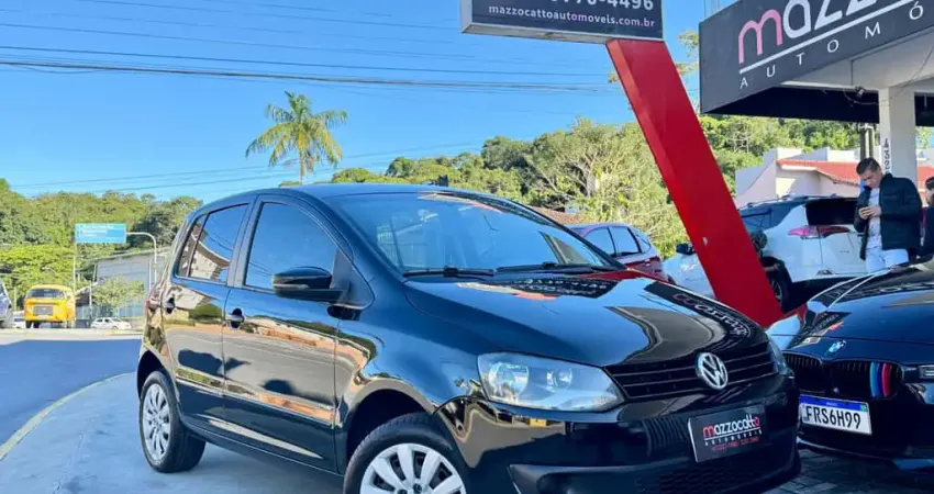 Volkswagen Fox 1.0 Mi Total Flex 8V 5p