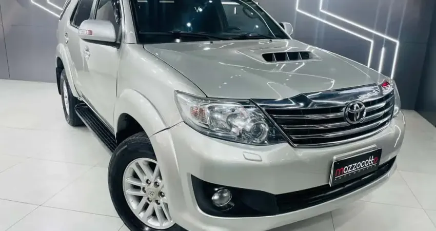 Toyota Hilux SW4 SRV 4x4 4.0 V6 24V Aut.