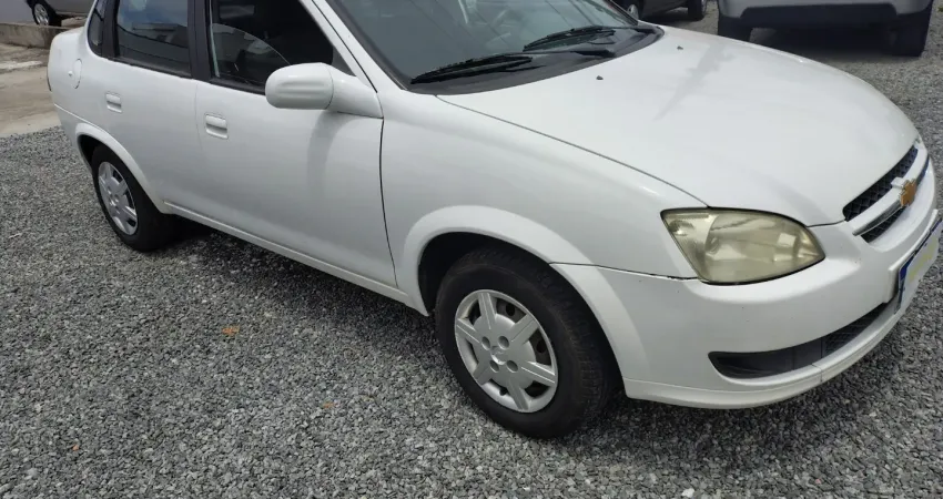 CORSA CLASSIC 1.0 2015 em bom estado bem a baixo da fip 