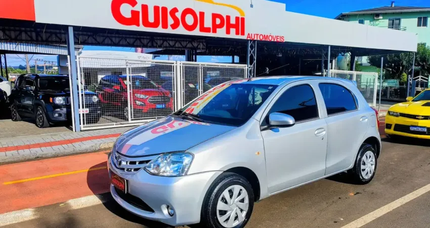 TOYOTA ETIOS 1.3 X 16V FLEX MANUAL — 2016 -  ECONOMIA, DURABILIDADE E QUALIDADE TOYOTA! 