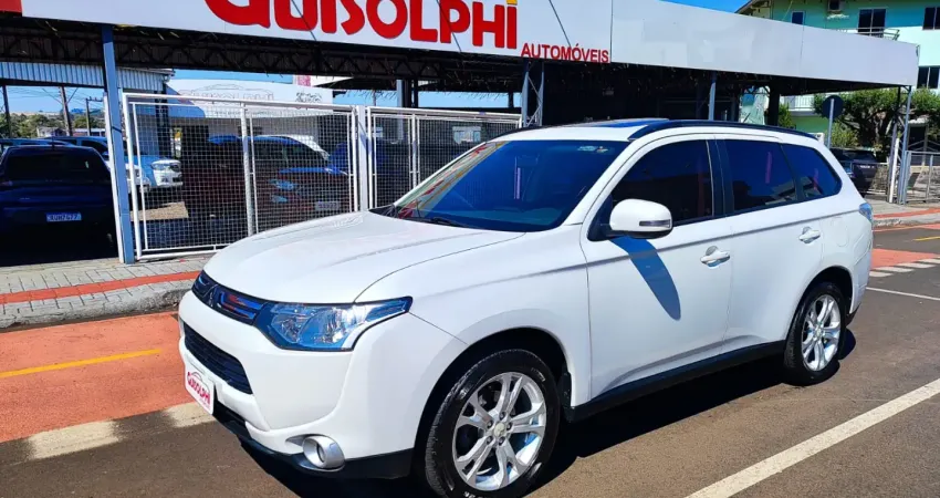 MITSUBISHI OUTLANDER 2.0 16V GASOLINA AUTOMÁTICO — 2015 - CONFORTO, ESPAÇO E ESTILO EM UM SUV!