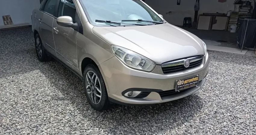 grand siena essence automatico