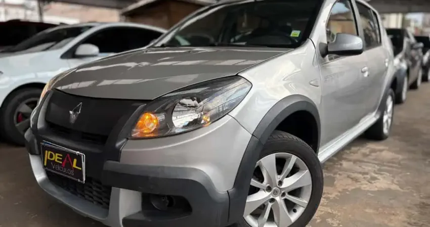 Renault Sandero Stepway 1.6 - Prata - 2011/2012