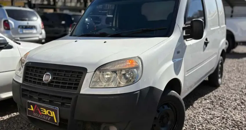 Fiat Doblo Cargo 1.4 - Branca - 2012/2013