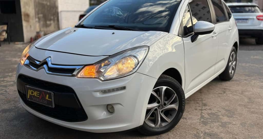 Citroën C3 Tendance - Branca - 2014/2015