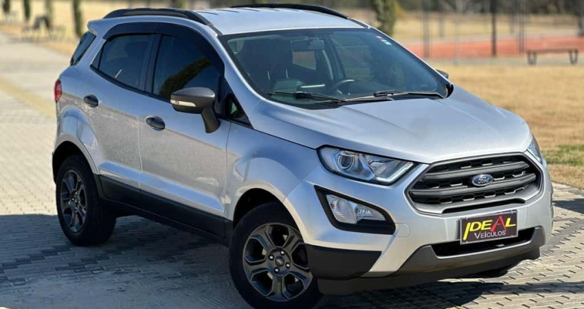 Ford EcoSport FREESTYLE 1.5 12V Flex 5p Aut.  - Prata - 2018/2019