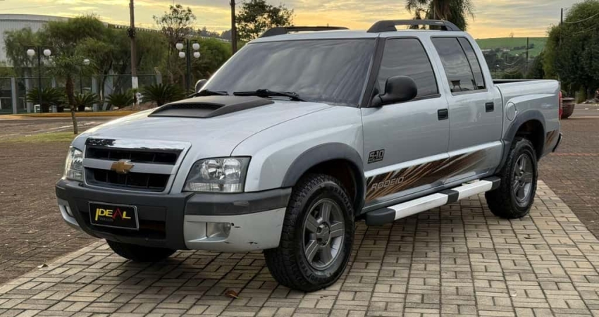 Chevrolet S-10 Pick-up RODEIO D - Prata - 2011/2011