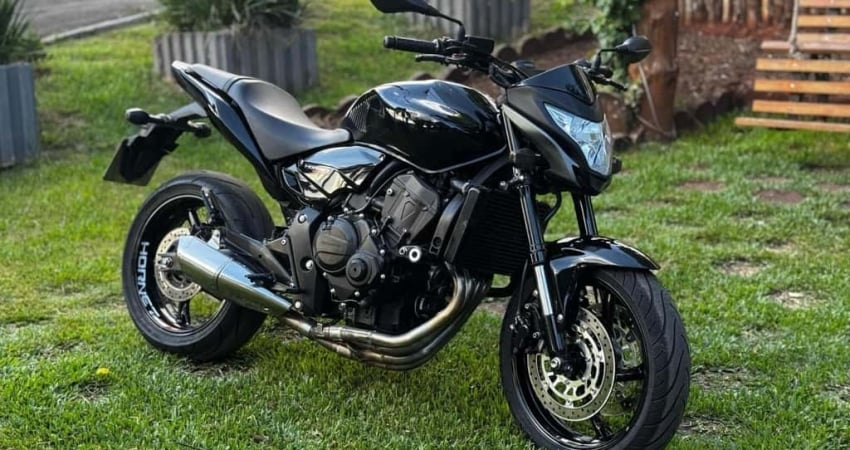 Honda CB 600F Hornet - Preta - 2012/2013