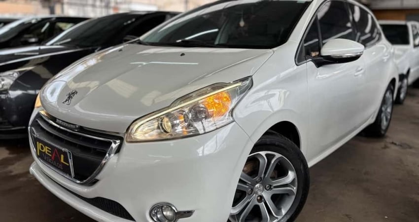 Peugeot 208 Griffe 1.6  - Branca - 2014/2014