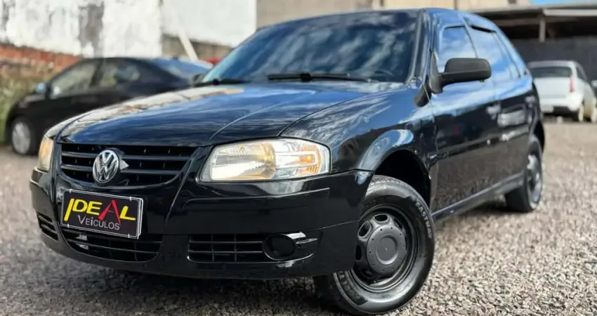 Volkswagen Gol City 1.0 - Preta - 2012/2013