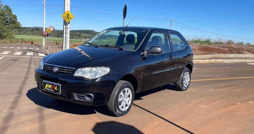 Fiat Palio Fire - Preta - 2014/2015