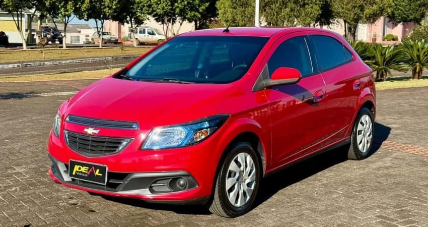 Chevrolet Onix 1.4 MT LT - Vermelha - 2013/2014